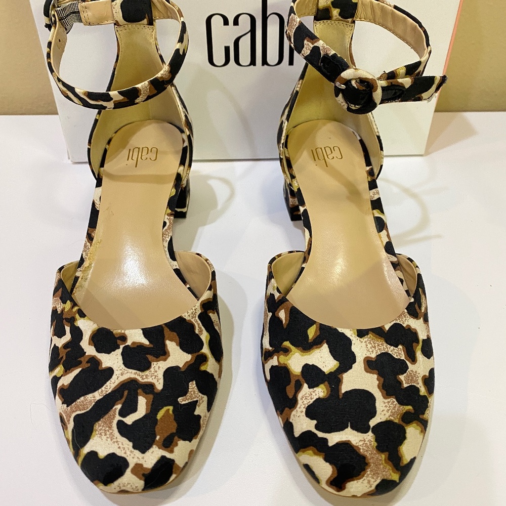 Cabi 6020 Kiki Ankle Strap Leopard Print Block Kitten Heels size 7M